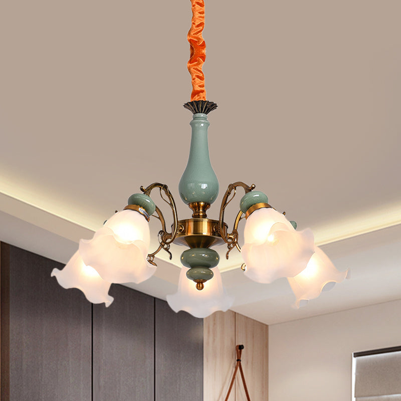 Lampadario a soffitto in vetro di fiori di fiori tradizionale 3/5 teste soggiorno luce a pendolo in azzurro/peltro
