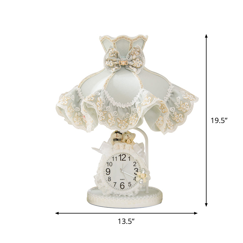 1 tête de chambre à coucher léger jardin coréen lampe de cheminée blanche avec ombre et horloge en tissu à volants