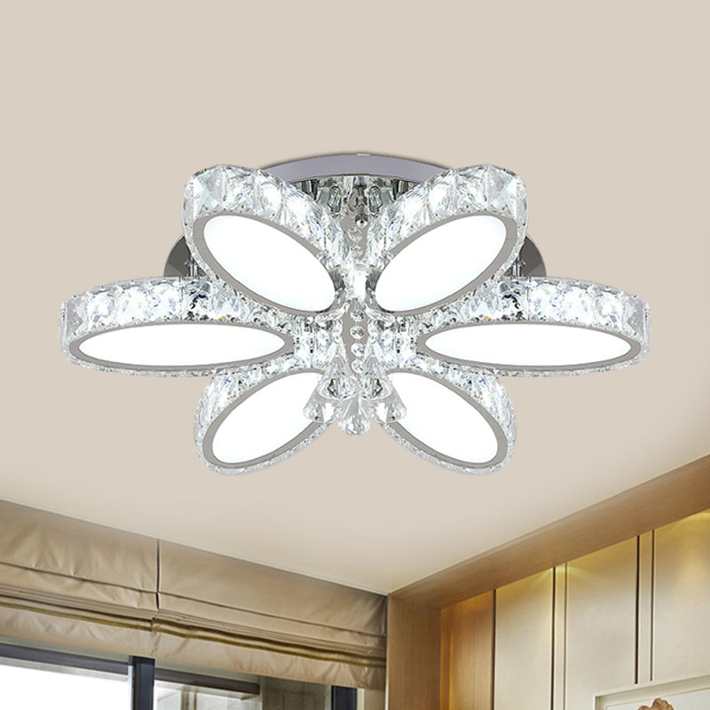 Modernist Blossom Flushmount Light 6/8 Heads Clear Crystal Flush Mount Fixture in Chrome for Living Room