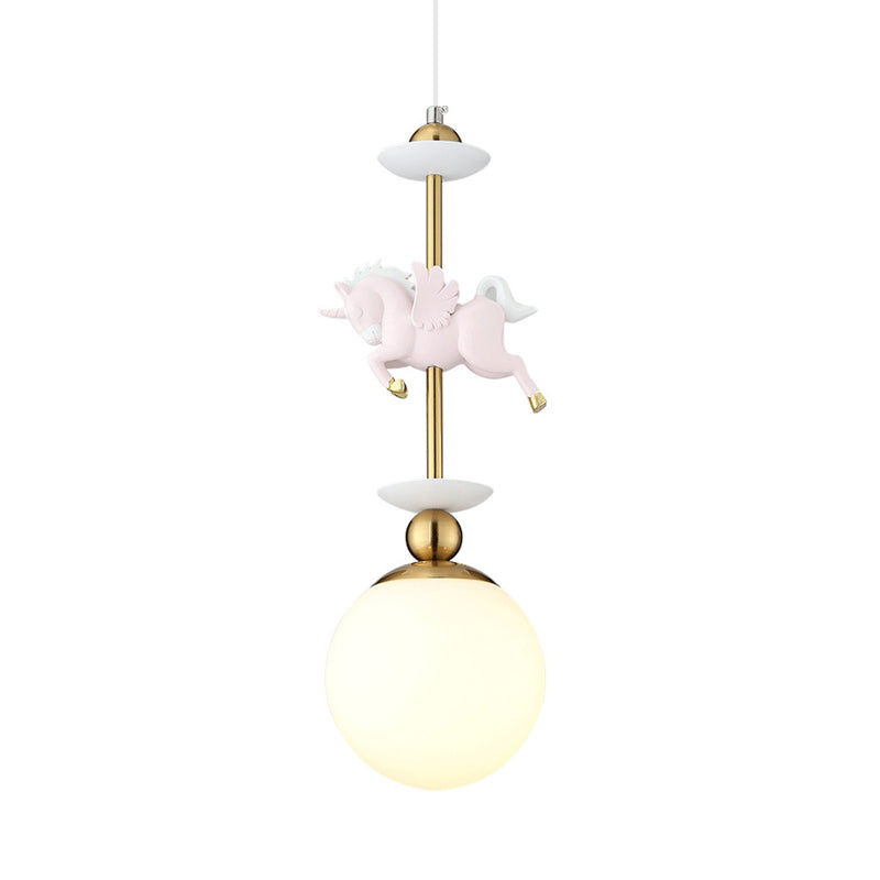 Globe moderne suspendu en verre clair 1 pendentif de tête de chambre à coucher avec décoration de licorne en rose