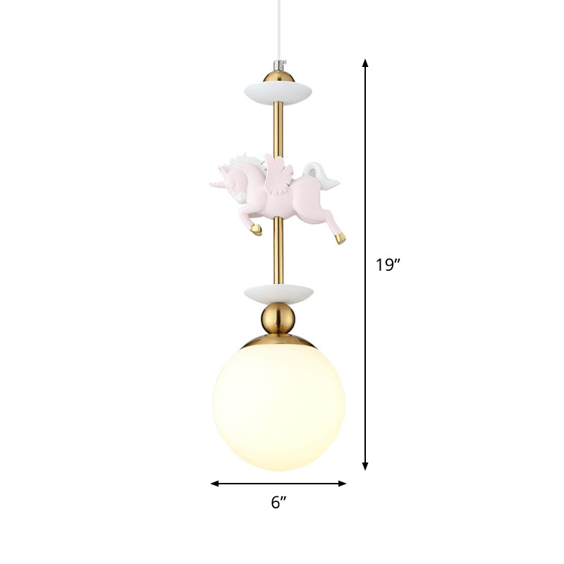 Globe moderne suspendu en verre clair 1 pendentif de tête de chambre à coucher avec décoration de licorne en rose