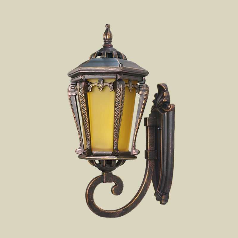 Yellow Glass Bronze Wall Lamp Lantern Single Bulb Retro Wall Sconce Lighting Fixture for Yard