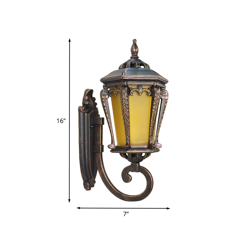 Yellow Glass Bronze Wall Lamp Lantern Single Bulb Retro Wall Sconce Lighting Fixture for Yard