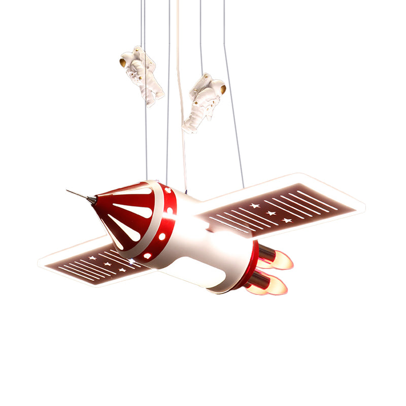 Raumschiff -Kronleuchterleuchte Cartoon Metall 4 Lampen rot/blau hängende Anhängerlampe für Kindergarten