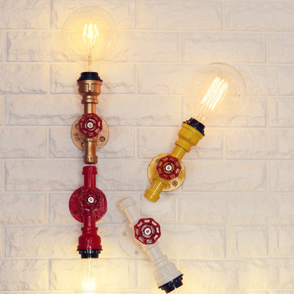 Metallic Pipe Sconce Lamp Industrial 1 Bulbe Farmhouse Wall Lightture With Red Valve en blanc / rouge, 1/5-pack