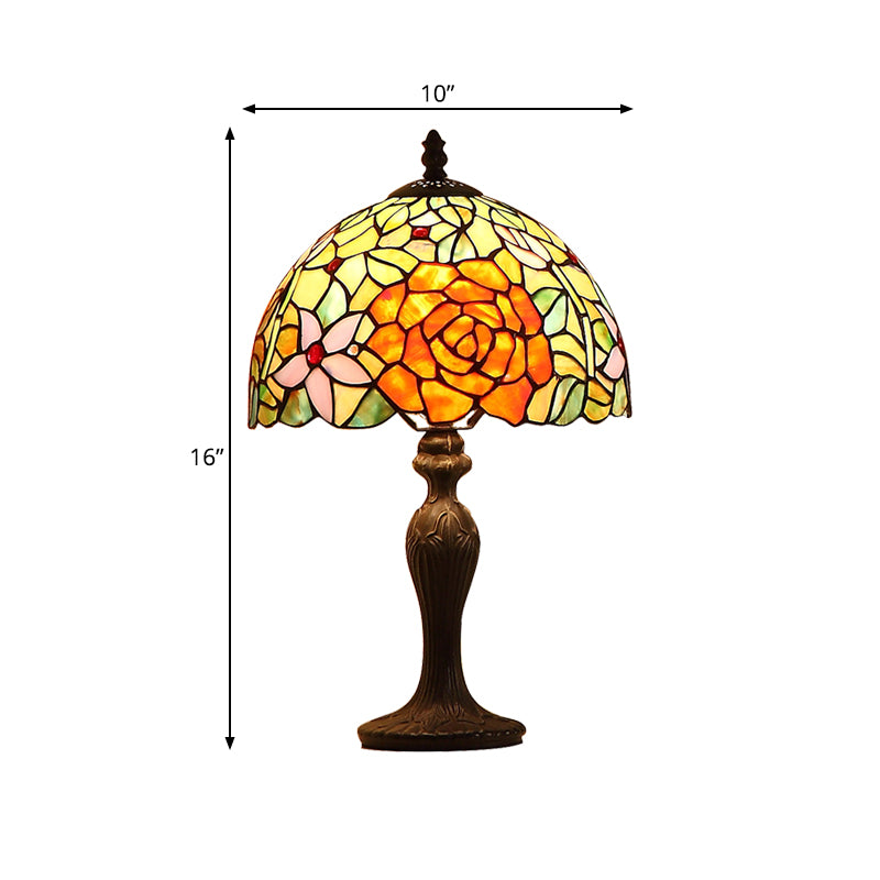 Dunkelbraune Dome Night Lampe Tiffany-Art-einzeln handgefertigte Kunstglas Tisch Licht mit Blütemuster