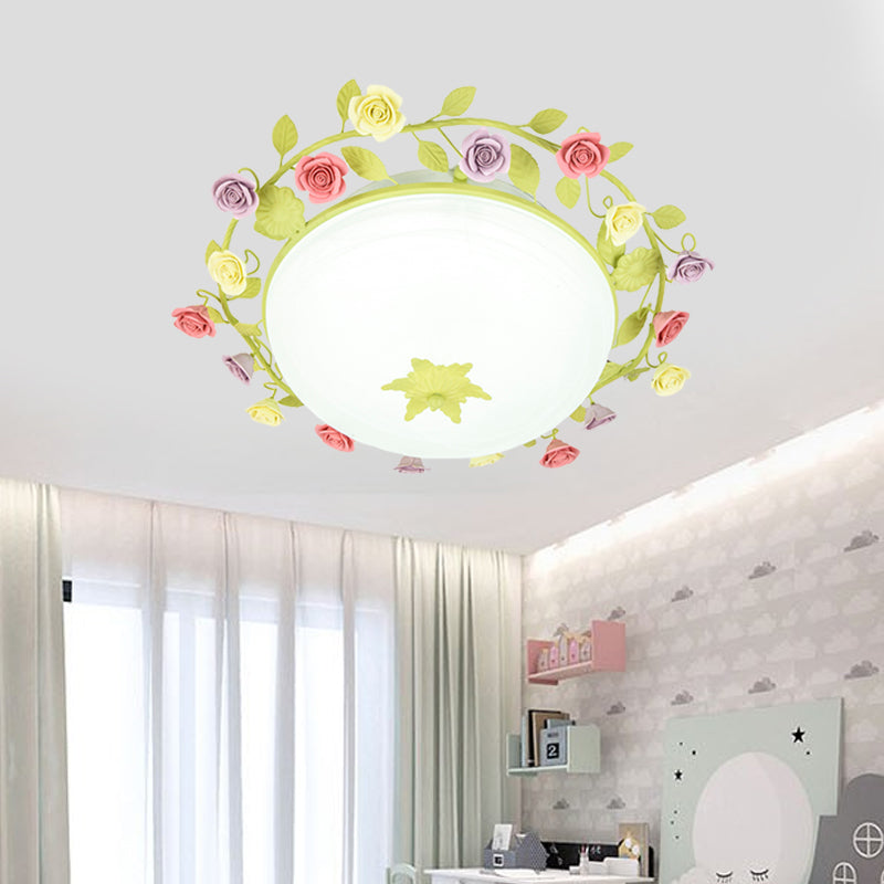 Lampada da soffitto per camera da letto pastorale a 3 luci in ceramica con ghirlanda di rose verdi e paralume in vetro smerigliato, dimensioni piccole/grandi