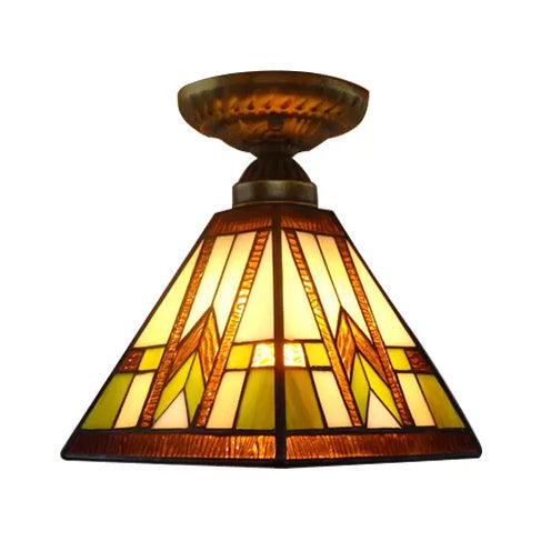 Plafonnier Mission, plafonnier semi-encastré pyramidal en laiton antique avec abat-jour en verre artistique pour couloir