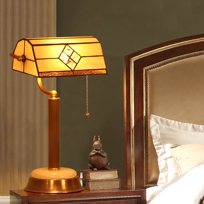 Halbpreis-Kettentisch-Lampe Single gelbes Glas Tiffany Nachttischlicht mit Dreharm