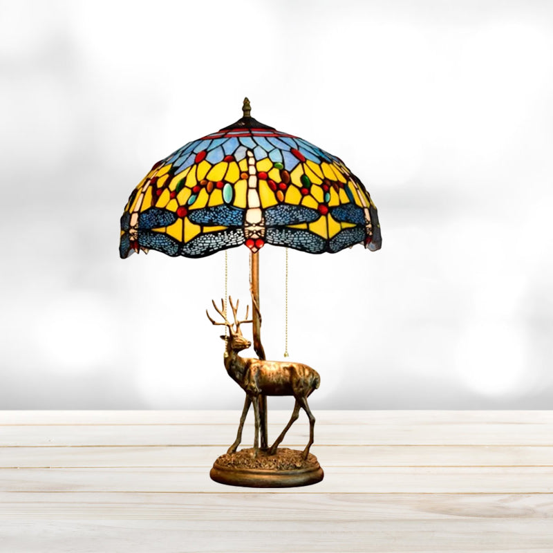 Dragonfly Buntglas Nachtlicht Mittelmeer 2-Bulb gelb/orange/grüner Tischlampe mit Pull-Kette und Elchdekoration