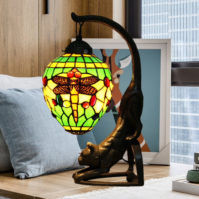 Cut Glass Dragonfly Desk Lighting Baroque Style 1 Light Red/Green Cat Table Light for Bedroom