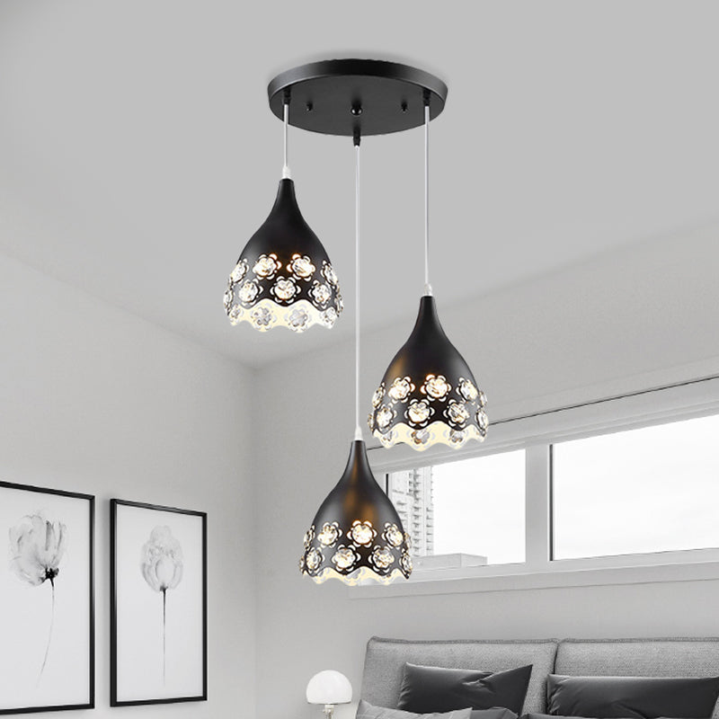 Schwarzes Finish Teardrop Cluster Anhänger zeitgenössischer 3-Kopf-Blütenblätter kristallverdauter hängendes Licht