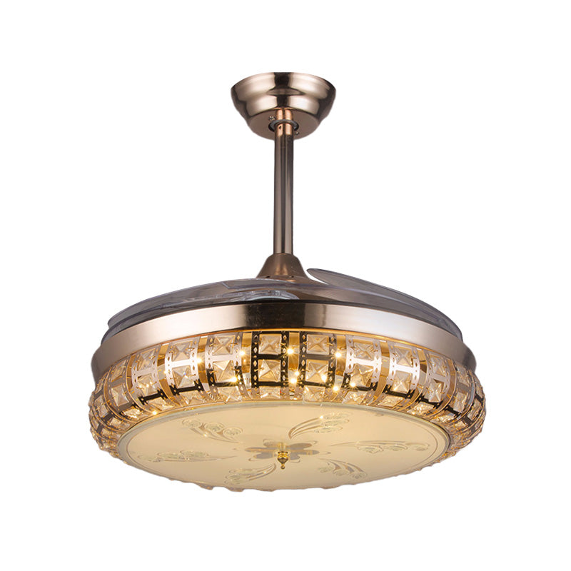 3 cuchillas LED LED LIGHTURE MODERNISMO Modernismo Acabado de oro Cristal Semi Flush Light, 42.5 pulgadas de ancho