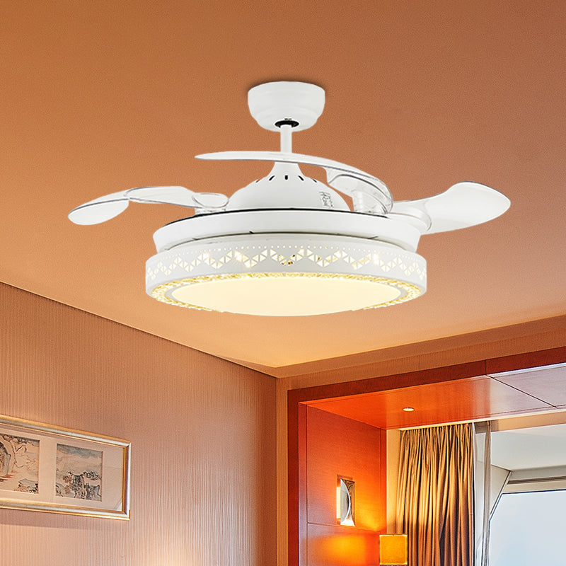 19,5 "W moderniste circulaire semi-rlushmount metal salle à manger LED Van de ventilateur en blanc avec 4 lames