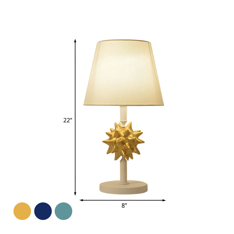 Lámpara de mesa nocturna de erizo de resina caricatura de bulbo individual azul/dorado/azul de color azul oscuro luz con tono de tela de barril para la cama