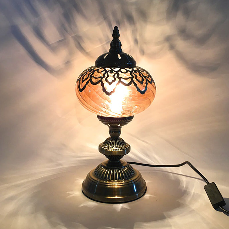 Tablette en laiton en verre ambre Téage d'éclairage / ovale 1 ampoule Bohemia Nightand Light pour chambre, 14 "/ 16"