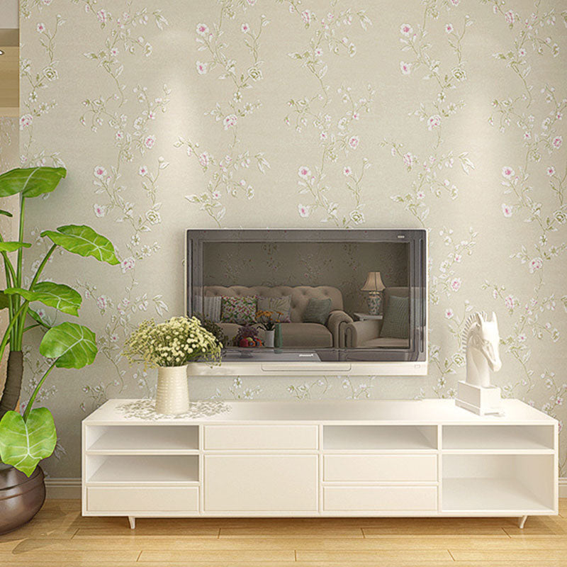 Non-Woven Wallpaper Roll with Entwined Vine and Flower Design, Neutral Color, 20.5"W x 31'L