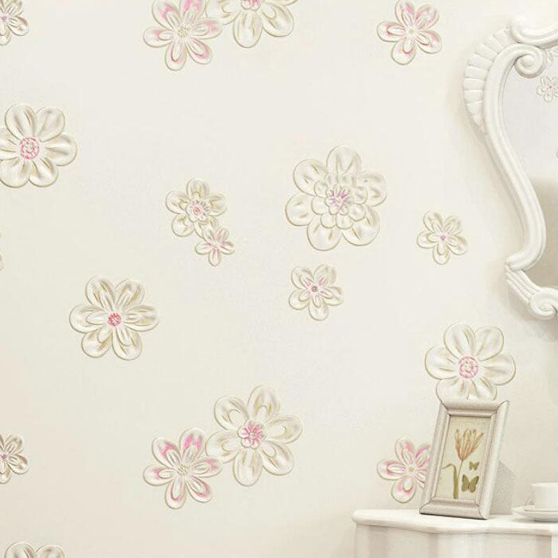 Decorative Non-Pasted Wallpaper Roll Blossoming Magnolia Non-Woven Wall Covering in Soft Color