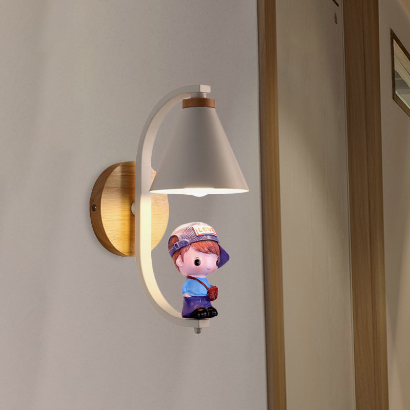 Iluminación de pared de sombra de cono metal nórdico 1 lámpara de montaje de pared de acabado negro/blanco con chico deco