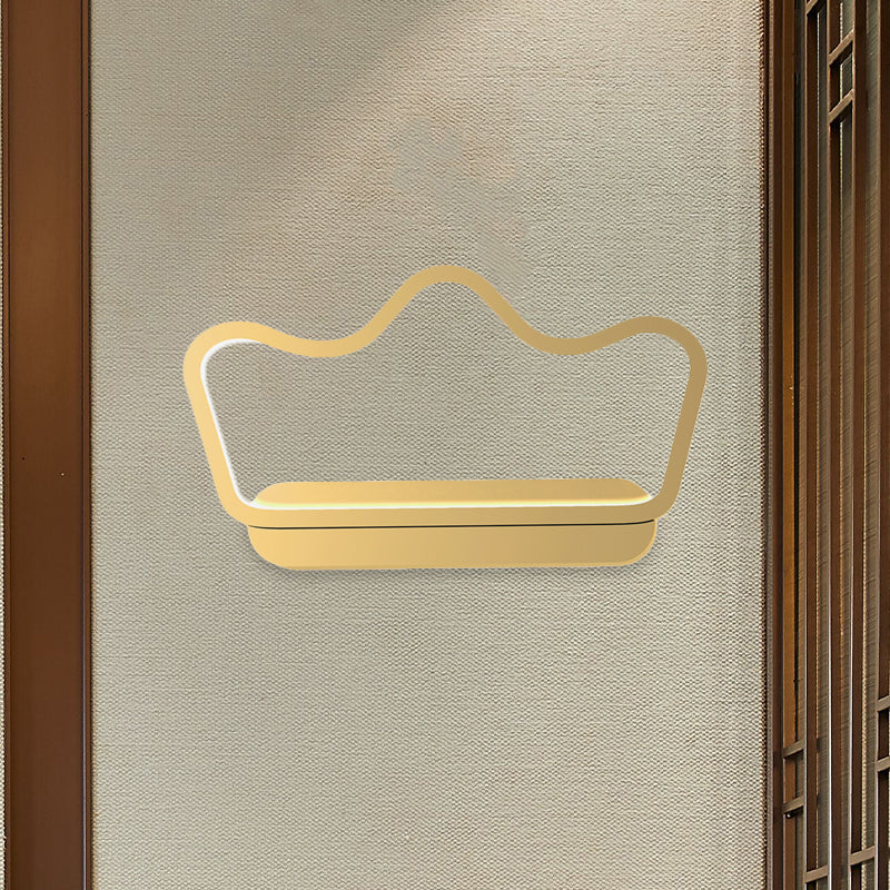 Iron Bear/Crown Frame Wall Light Sconce Nordic Style LED Wall Lamp Fixture in Black/Gold for Kids Bedside