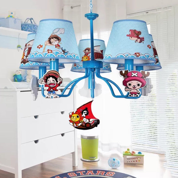 Cartoon Pirate Chandelier avec ombre effilée Metal 5 têtes Pendante bleue Lumière pour la chambre des garçons