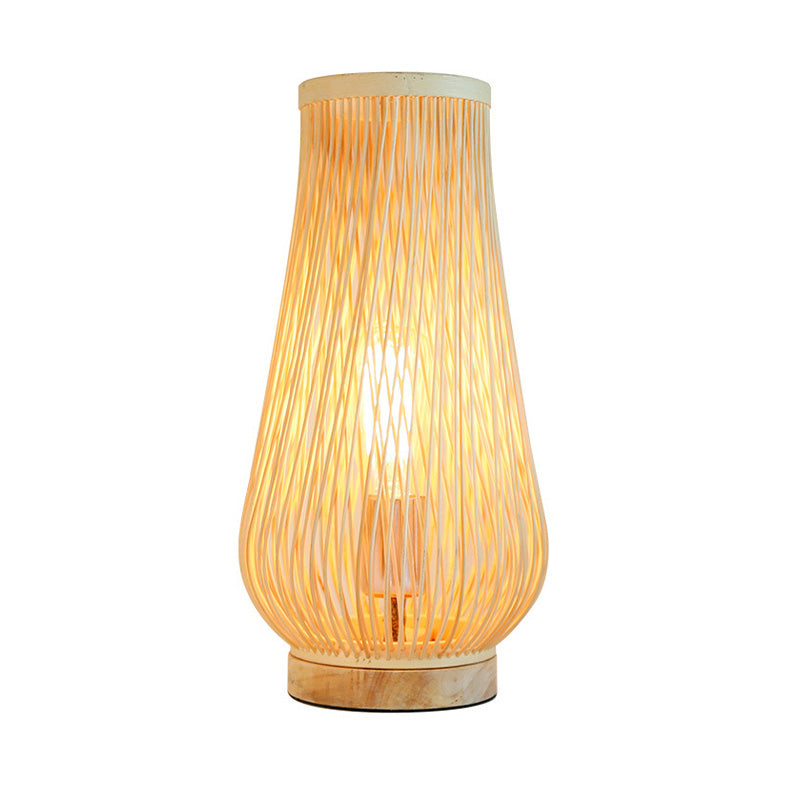 Lampada da tavolo per camera da letto a testa singola Lampada da scrivania beige in stile asiatico con paralume in bambù a goccia
