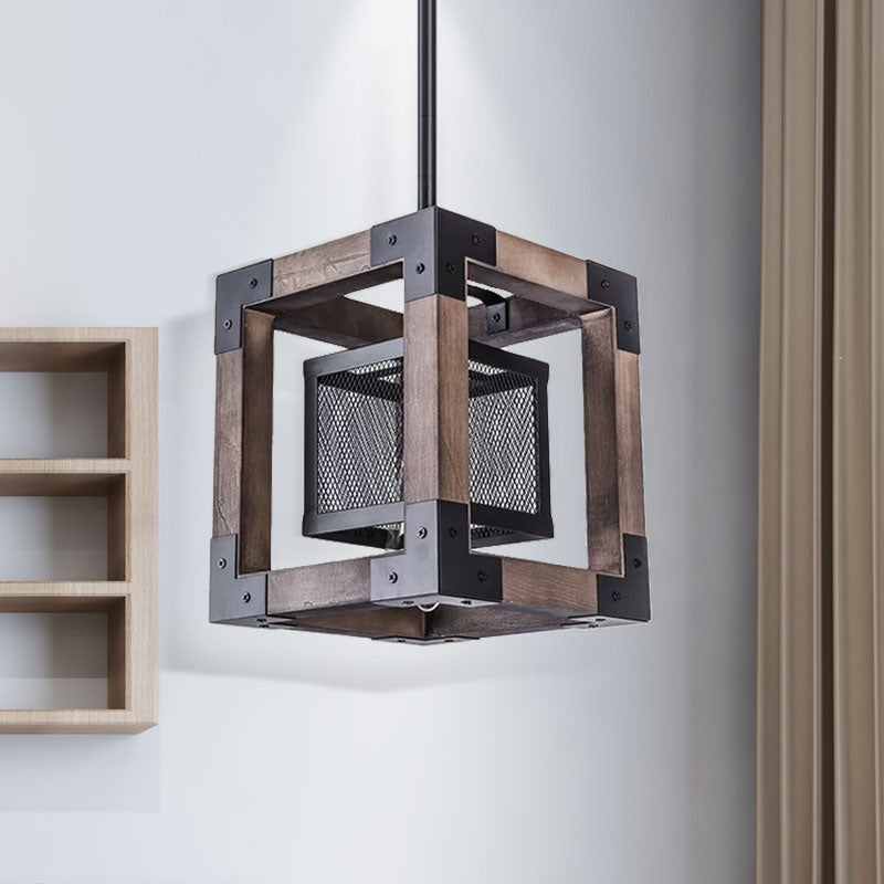 Braunes Drahtgitter anheizt helles Industrialmetall Ein Glühbirnenhänge -Lampe mit quadratischem Schatten