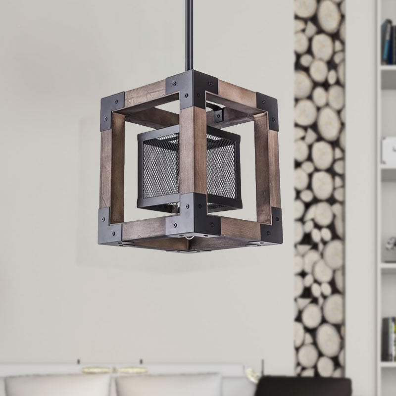 Braunes Drahtgitter anheizt helles Industrialmetall Ein Glühbirnenhänge -Lampe mit quadratischem Schatten
