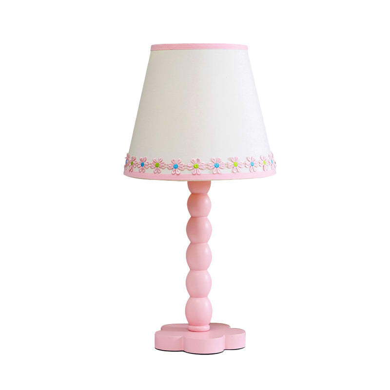 Iluminación de lectura de barril blanco y rosa con patrón de flores contemporáneo 1 lámpara de mesa nocturna de madera clara