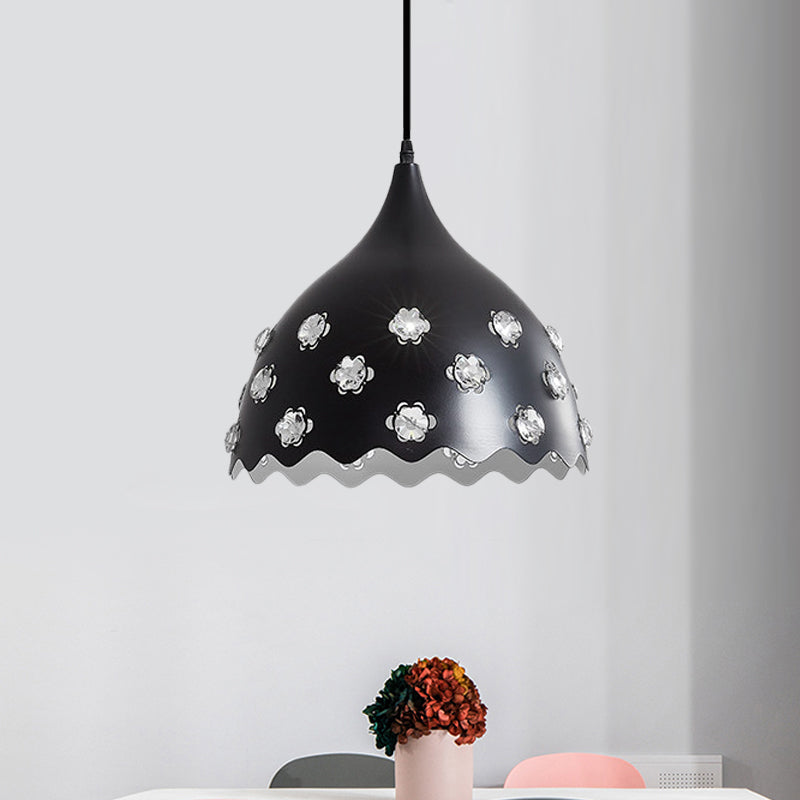 1 bulbe salle à manger vers le bas éclairage moderne finition noire suspendue lampe à plafond avec ombre en métal d'oignon