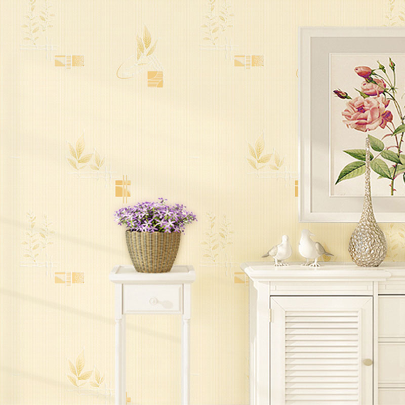 Decorative Grass and Flower Wallpaper Non-Woven Material Nordic Wall Art for Guest Room